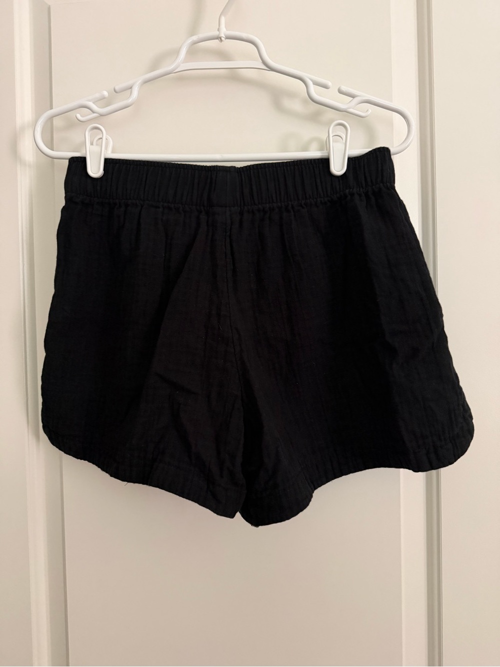 Women's Black Elastic-Waist Lightweight Shorts - Picture 2 of 4